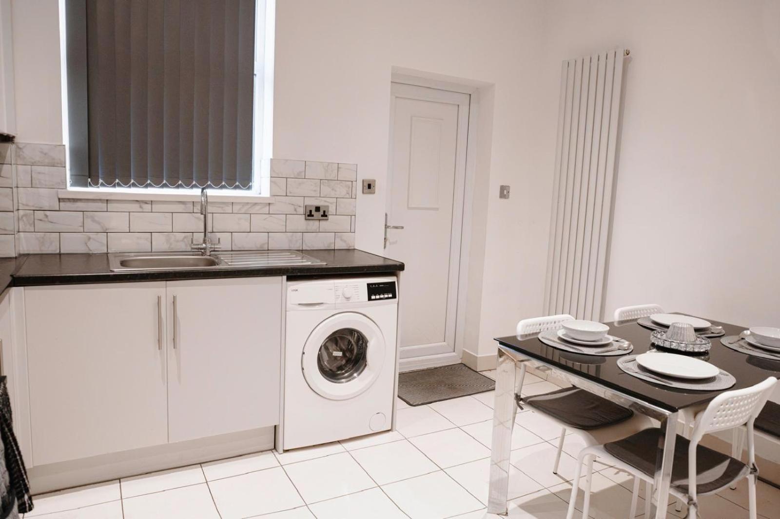 Cosy Ensuite Bedroom I 5Min Walk From Bramall Lane Stadium Sheffield Eksteriør bilde